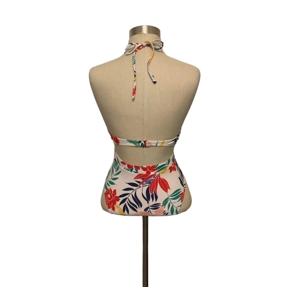 Forever 21 floral 1-piece swimsuit - Picture 7 of 7